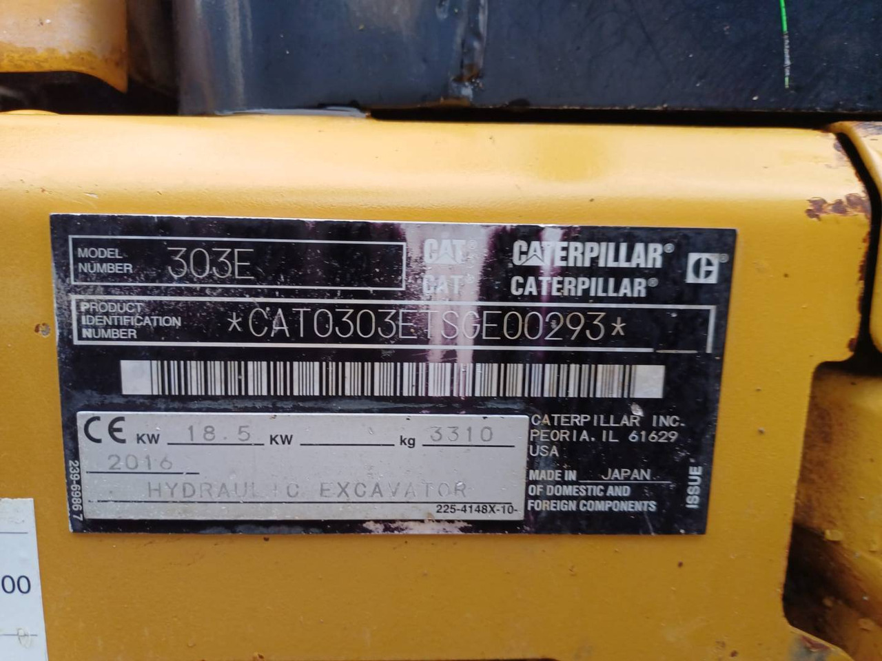 Crawler excavator CAT 303ECR: picture 6
