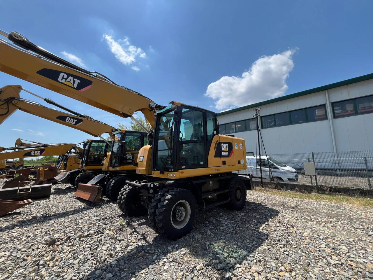 CAT M318F - Wheel excavator: picture 1 CAT M318F - Wheel excavator: picture 1