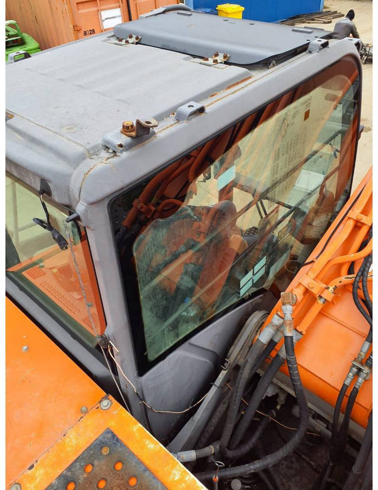 HITACHI ZX2400N-3 - Crawler excavator: picture 2 HITACHI ZX2400N-3 - Crawler excavator: picture 2