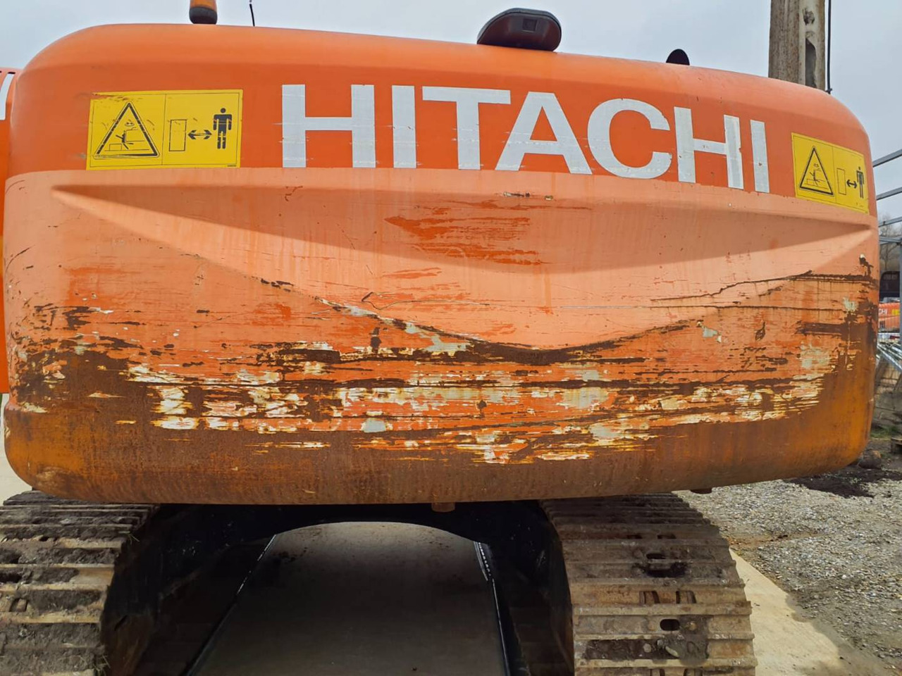 HITACHI ZX2400N-3 - Crawler excavator: picture 4 HITACHI ZX2400N-3 - Crawler excavator: picture 4