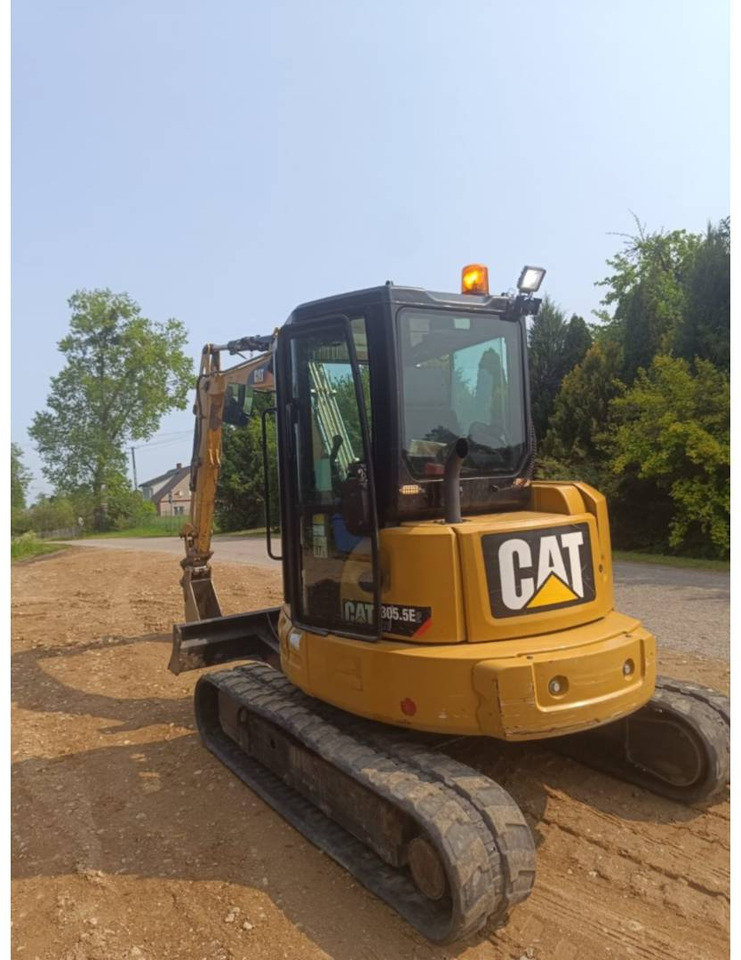 CAT 305.5E2CR - Crawler excavator: picture 3 CAT 305.5E2CR - Crawler excavator: picture 3