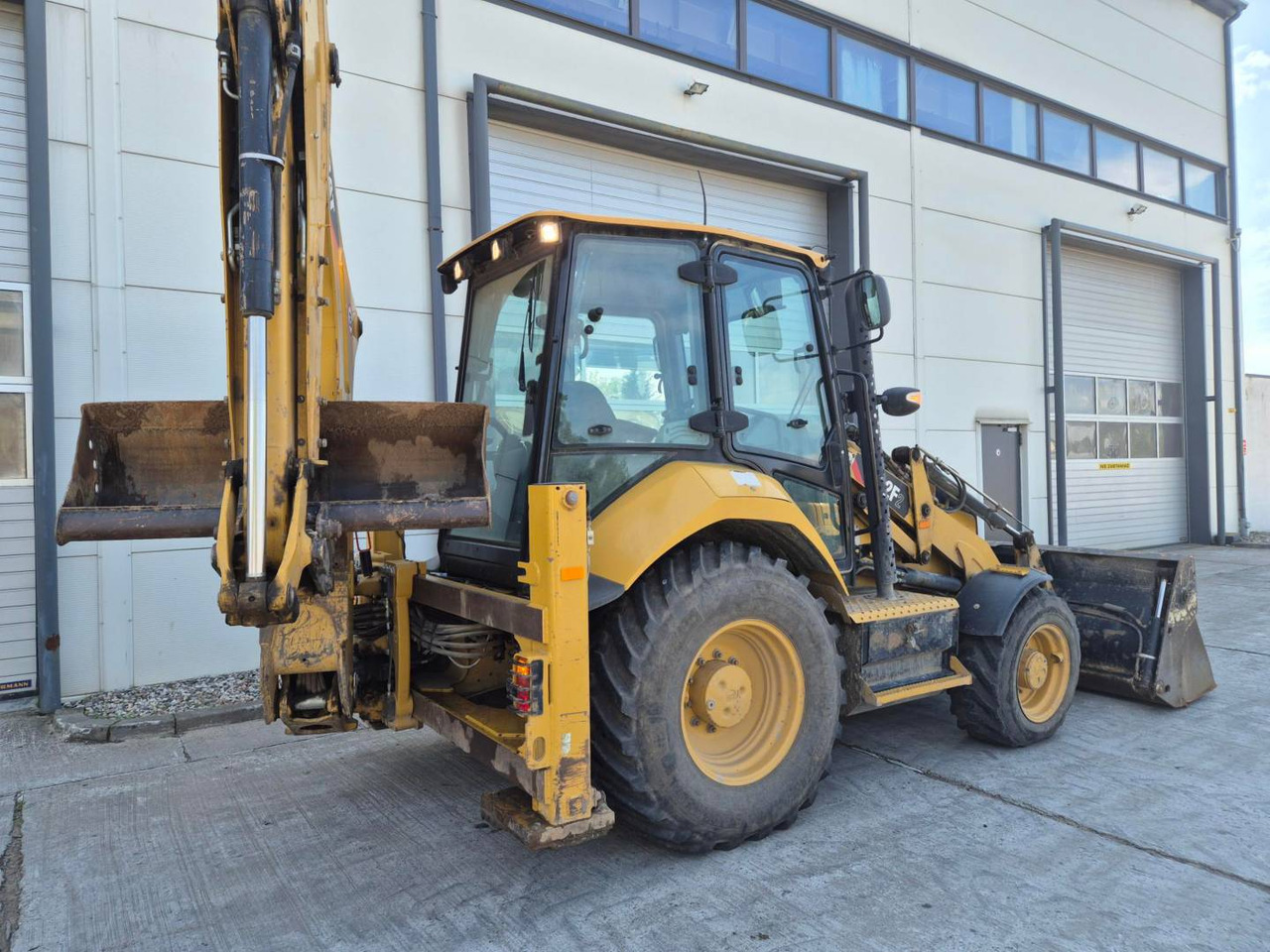 CAT 432F2 - Backhoe loader: picture 3 CAT 432F2 - Backhoe loader: picture 3