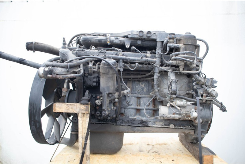 MAN D0836LFL40 EURO2 240 PS - Engine for Truck: picture 3 MAN D0836LFL40 EURO2 240 PS - Engine for Truck: picture 3