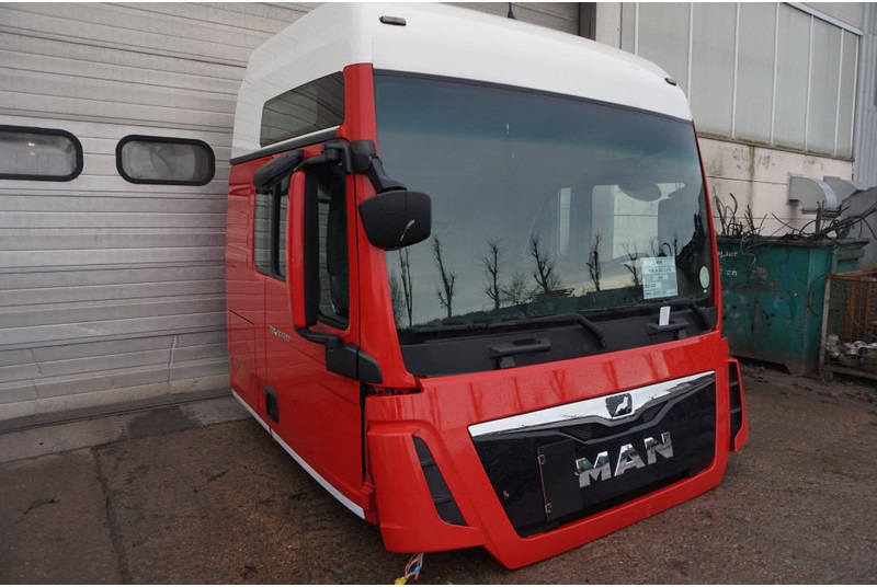 MAN F99L41 TGX XXL EURO6 81.60000-7925 - Cab and interior for Truck: picture 2 MAN F99L41 TGX XXL EURO6 81.60000-7925 - Cab and interior for Truck: picture 2