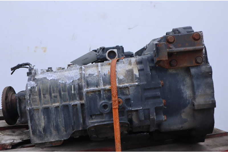 ZF S6-36 - Gearbox for Truck: picture 3 ZF S6-36 - Gearbox for Truck: picture 3