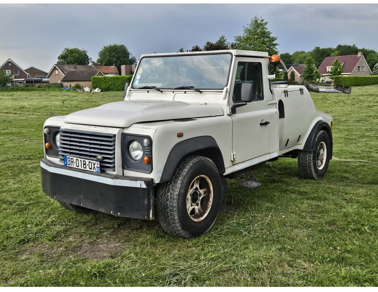 Land Rover Defender Breaking down vehicle - Car: picture 1 Land Rover Defender Breaking down vehicle - Car: picture 1