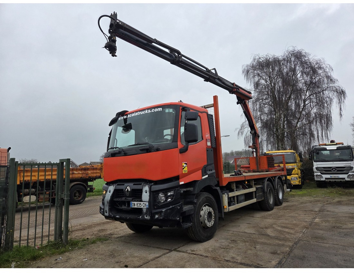 RENAULT C 380 6X4 FLATBED CRANE PALFINGER PK 18002-EH B - Dropside/ Flatbed truck, Crane truck: picture 1 RENAULT C 380 6X4 FLATBED CRANE PALFINGER PK 18002-EH B - Dropside/ Flatbed truck, Crane truck: picture 1