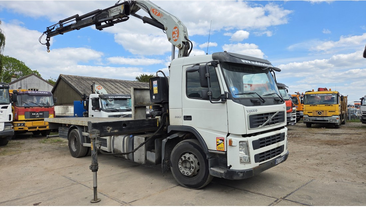 VOLVO FM 330 FLATBED 4X2 PM 17 LC 17 TON - Dropside/ Flatbed truck, Crane truck: picture 4 VOLVO FM 330 FLATBED 4X2 PM 17 LC 17 TON - Dropside/ Flatbed truck, Crane truck: picture 4