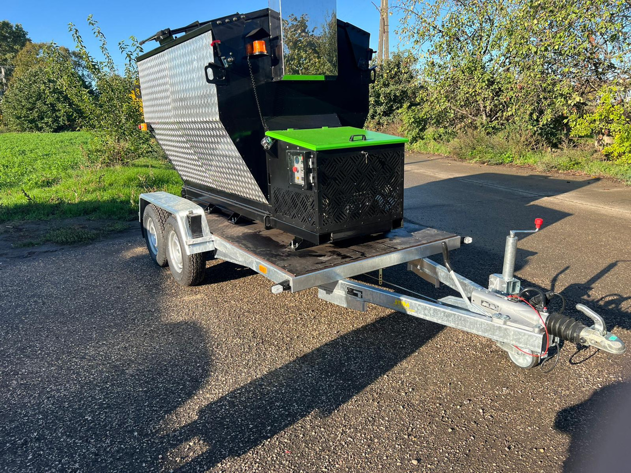 TICAB Asphalt Hot Box from the Manufacturer for 2,8 t, termiskais bunkurs asfaltam HB-2 - Asphalt machine: picture 5 TICAB Asphalt Hot Box from the Manufacturer for 2,8 t, termiskais bunkurs asfaltam HB-2 - Asphalt machine: picture 5