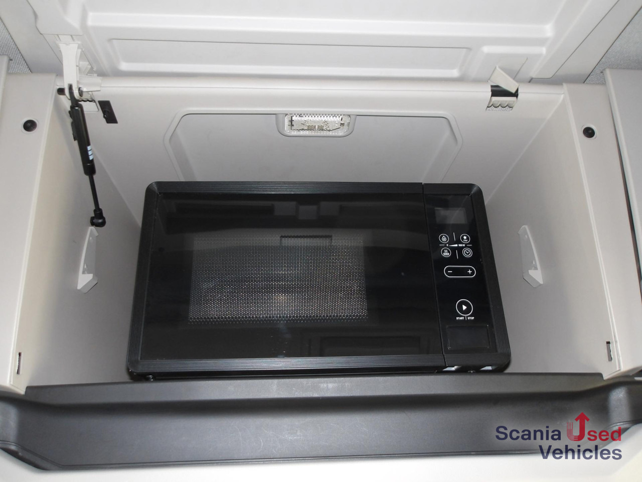 SCANIA R 520 NA - V8 - HYDRAULIK - ALCOA - SCR ONLY - Tractor unit: picture 4 SCANIA R 520 NA - V8 - HYDRAULIK - ALCOA - SCR ONLY - Tractor unit: picture 4