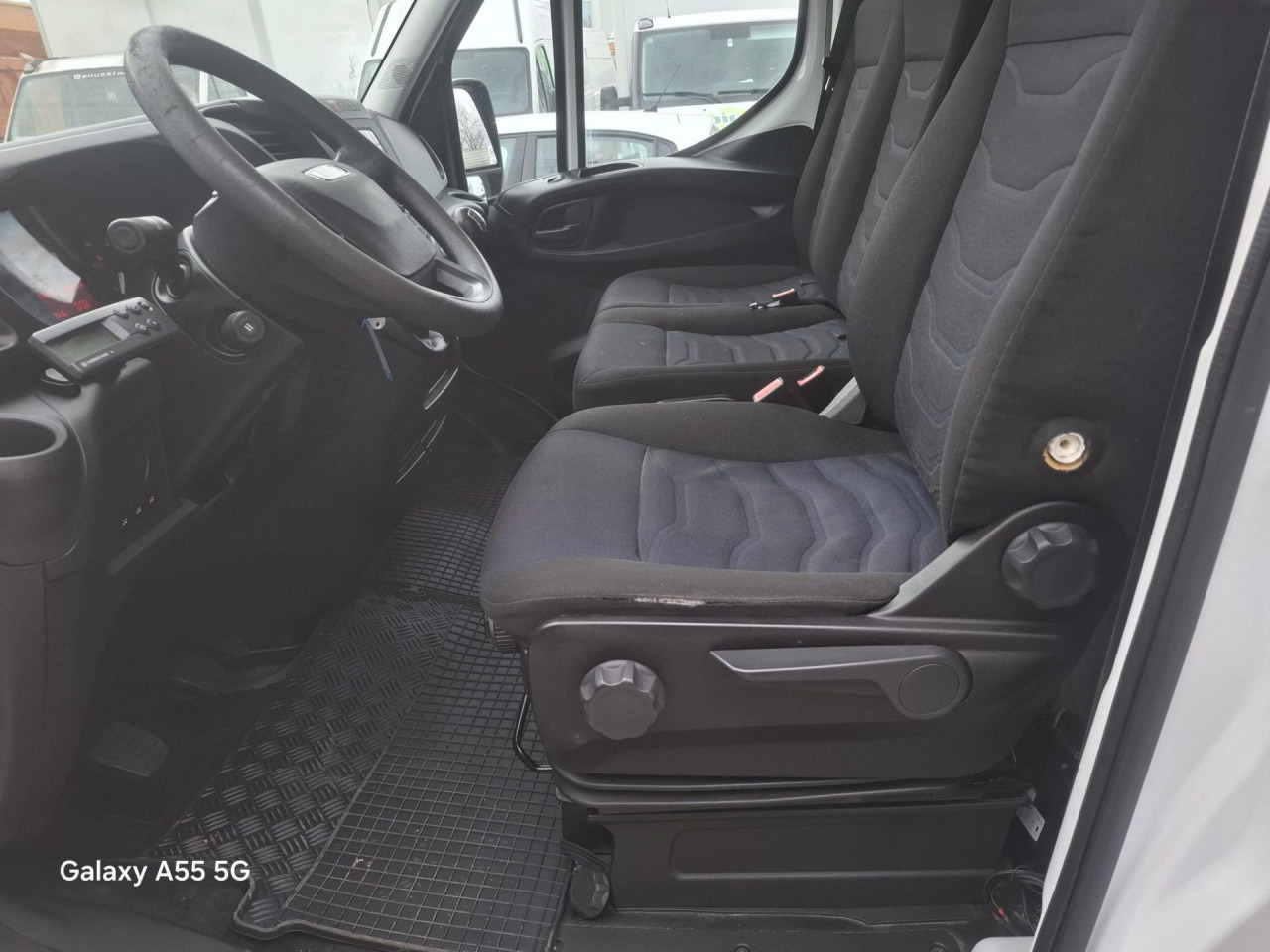 IVECO Daily 35S16/P - Refrigerated delivery van: picture 2 IVECO Daily 35S16/P - Refrigerated delivery van: picture 2