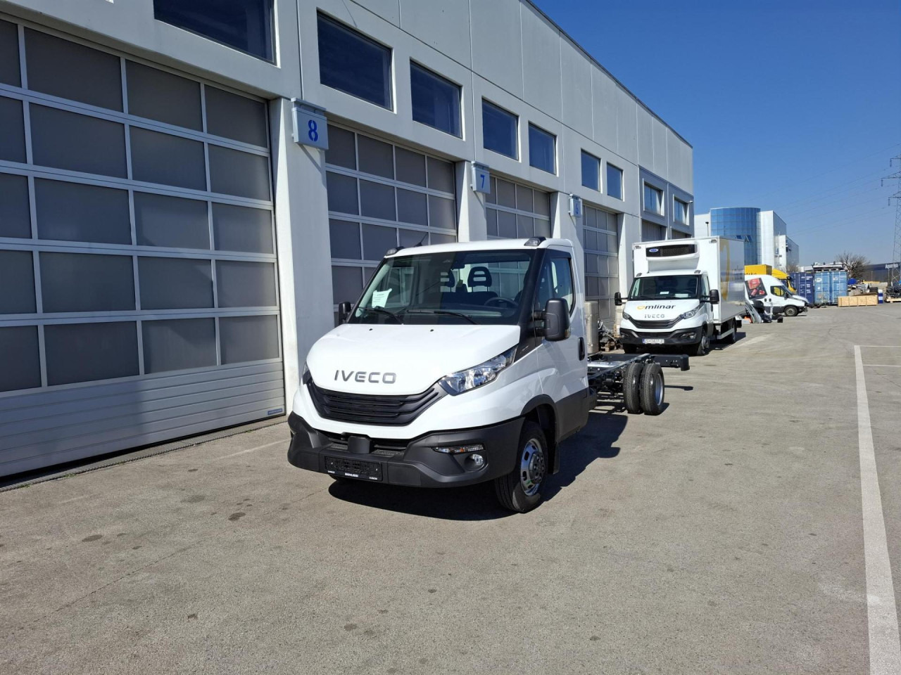 IVECO Daily 50C18H/P - Cab chassis truck: picture 1 IVECO Daily 50C18H/P - Cab chassis truck: picture 1