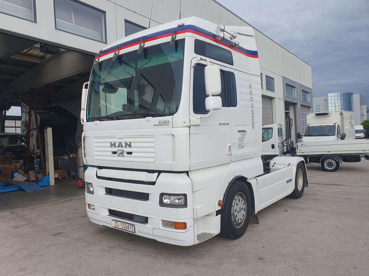 MAN TGA 18.430 - Tractor unit: picture 1 MAN TGA 18.430 - Tractor unit: picture 1