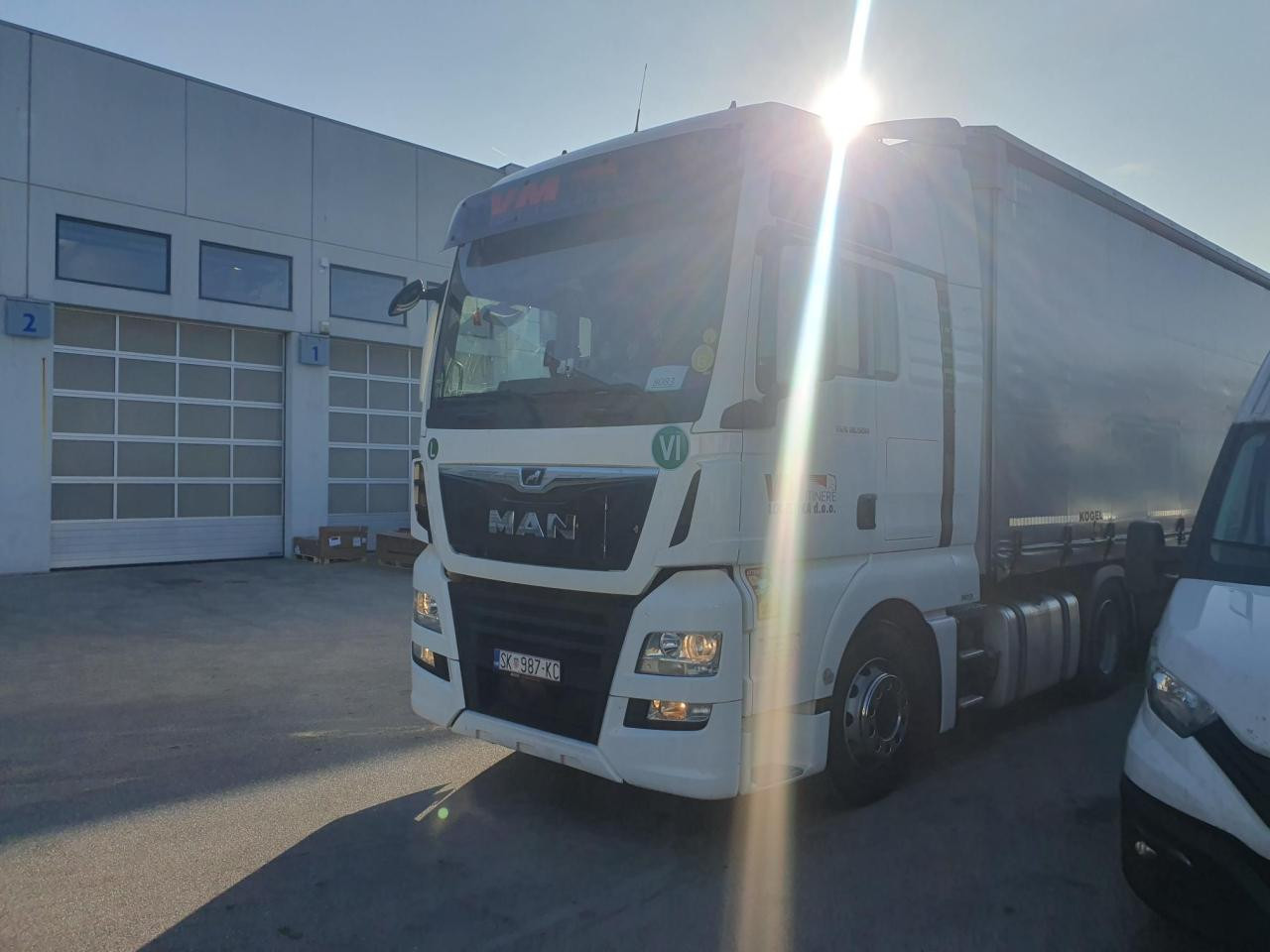 MAN TGX 18.500 - Tractor unit: picture 1 MAN TGX 18.500 - Tractor unit: picture 1