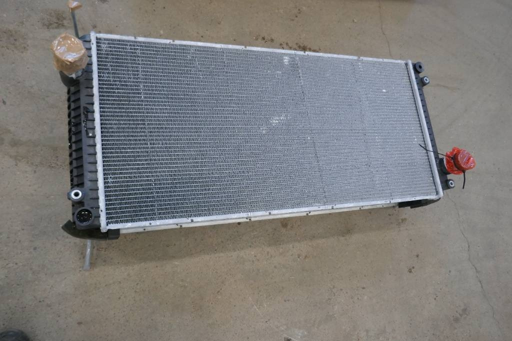 Volvo EC 300 E, Kylare voe17514325  - Radiator for Construction machinery: picture 1 Volvo EC 300 E, Kylare voe17514325  - Radiator for Construction machinery: picture 1