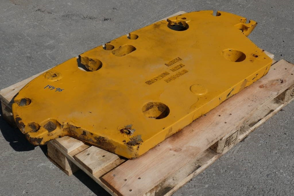 Volvo L 30 B, 11306375 - Frame/ Chassis for Construction machinery: picture 1 Volvo L 30 B, 11306375 - Frame/ Chassis for Construction machinery: picture 1