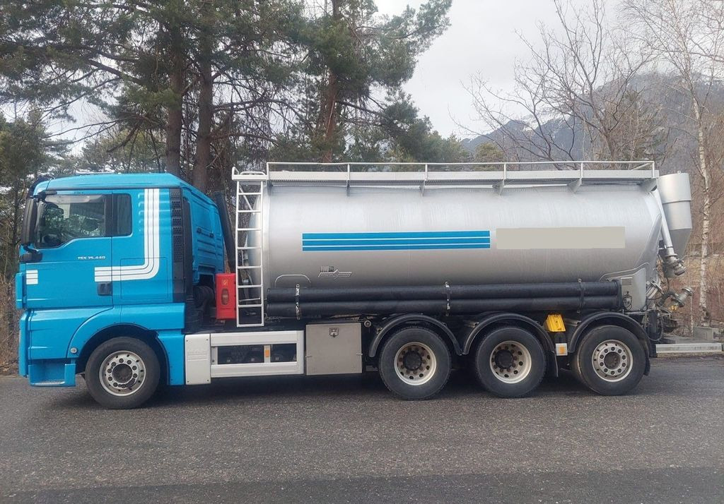 MAN TGX 35.440 8x4, E5, Silo 24m³, Kipper+Kompressor - Tanker truck: picture 2 MAN TGX 35.440 8x4, E5, Silo 24m³, Kipper+Kompressor - Tanker truck: picture 2