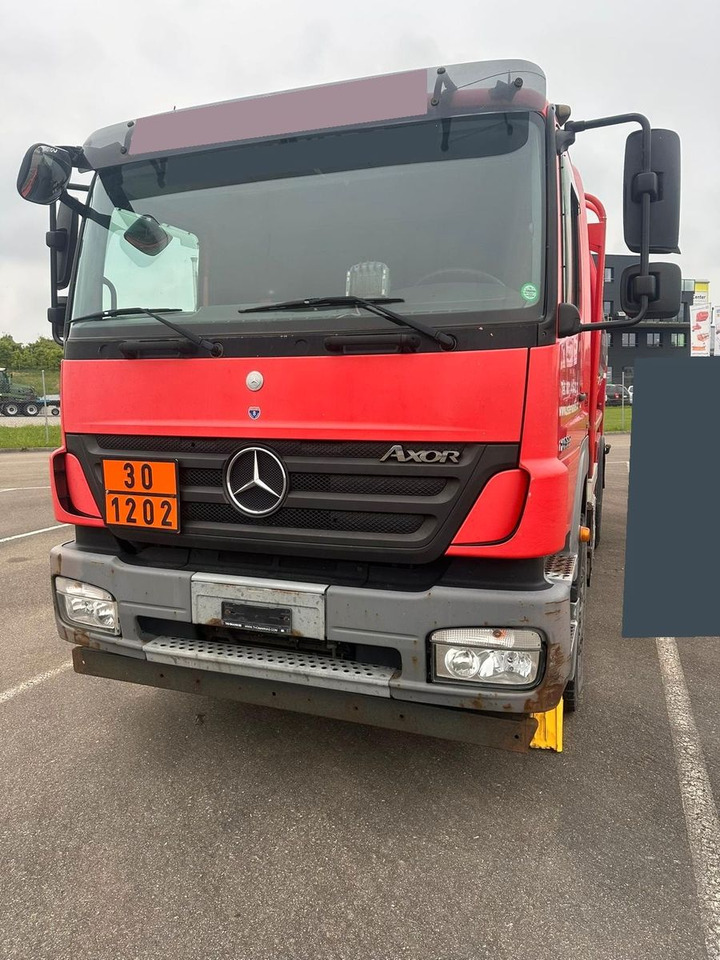 Mercedes-Benz Axor 1833, ADR, E4, 2 Kammern 1. 5000L 2. 7000L - Tanker truck: picture 2 Mercedes-Benz Axor 1833, ADR, E4, 2 Kammern 1. 5000L 2. 7000L - Tanker truck: picture 2