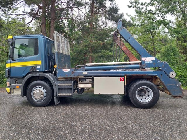 Scania P114 340 GB 4x2, E2, Welaki Gergen, Retarder - Skip loader truck: picture 4 Scania P114 340 GB 4x2, E2, Welaki Gergen, Retarder - Skip loader truck: picture 4