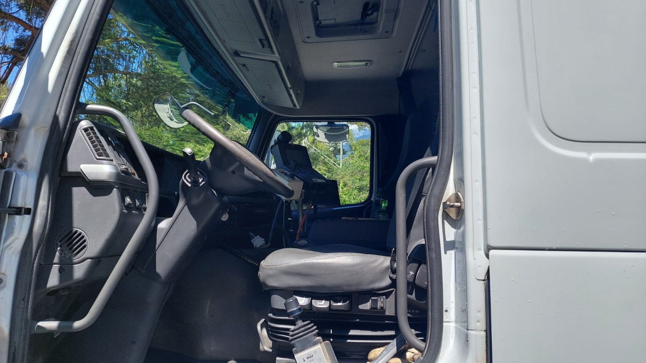 Tractor unit Volvo FMX500 6x4T, E5, Kipphydraulik: picture 7