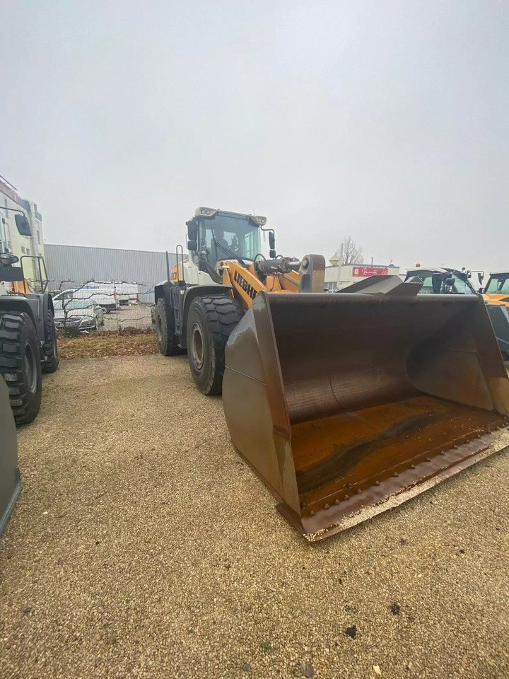 2017 Liebherr L 580 - Wheel loader: picture 2 2017 Liebherr L 580 - Wheel loader: picture 2