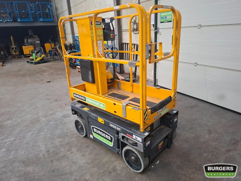 Haulotte Star 6 - Vertical mast lift: picture 4 Haulotte Star 6 - Vertical mast lift: picture 4