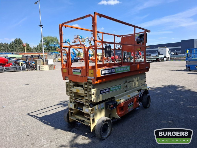 JLG 3246ES - Scissor lift: picture 3 JLG 3246ES - Scissor lift: picture 3