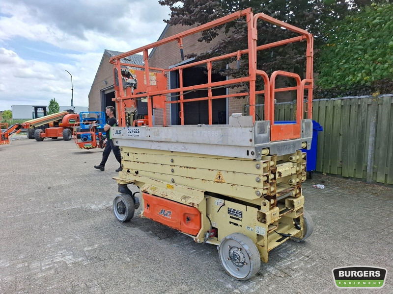 JLG 3246ES - Scissor lift: picture 4 JLG 3246ES - Scissor lift: picture 4