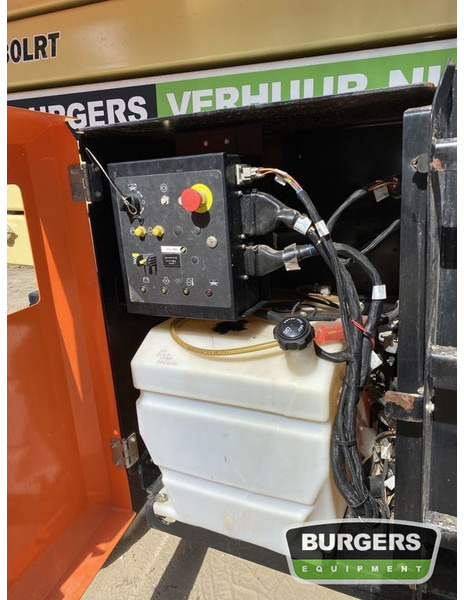 Scissor lift JLG 530LRT: picture 9