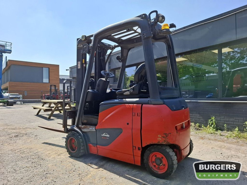Linde E20PH - Electric forklift: picture 4 Linde E20PH - Electric forklift: picture 4