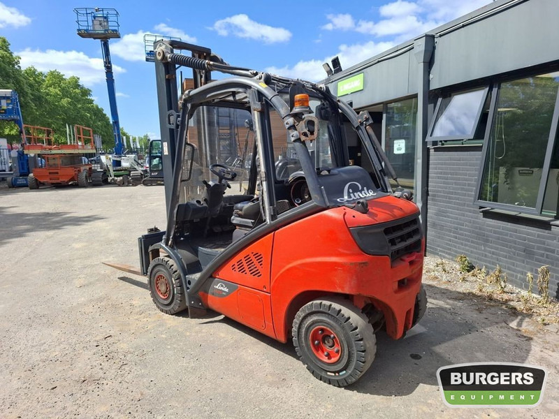 Linde H25T - LPG forklift: picture 4 Linde H25T - LPG forklift: picture 4