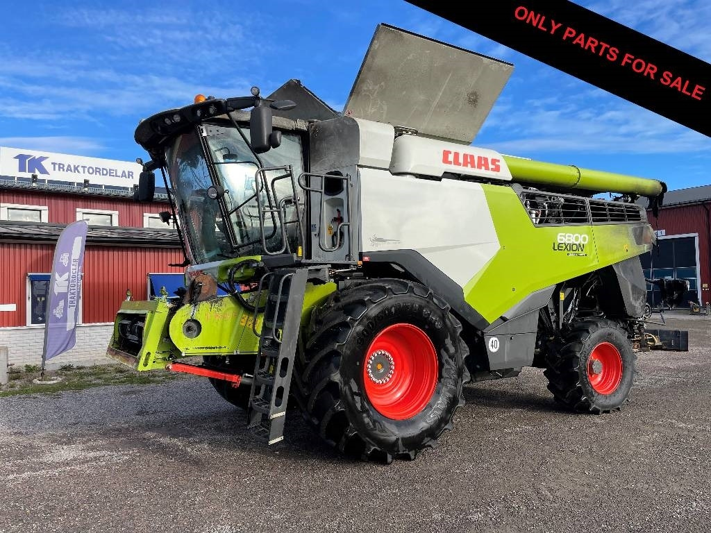Claas Lexion 6800 Dismantled: only spare parts - Combine harvester: picture 1 Claas Lexion 6800 Dismantled: only spare parts - Combine harvester: picture 1