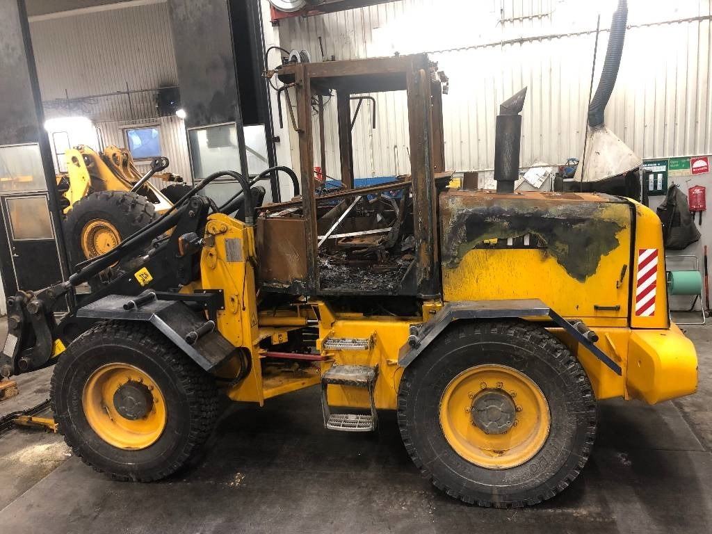JCB 411 HT Dismantled for spare parts - Wheel loader: picture 1 JCB 411 HT Dismantled for spare parts - Wheel loader: picture 1