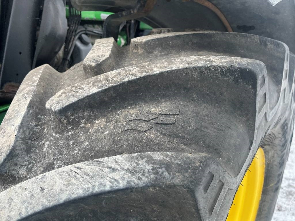 John Deere 7710 Dismantled. Only spare parts - Farm tractor: picture 4 John Deere 7710 Dismantled. Only spare parts - Farm tractor: picture 4