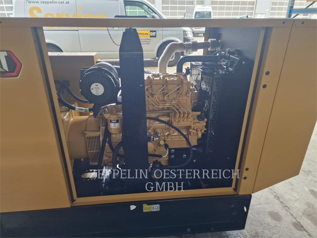 CAT DE13,5E3 B - Generator set: picture 3 CAT DE13,5E3 B - Generator set: picture 3