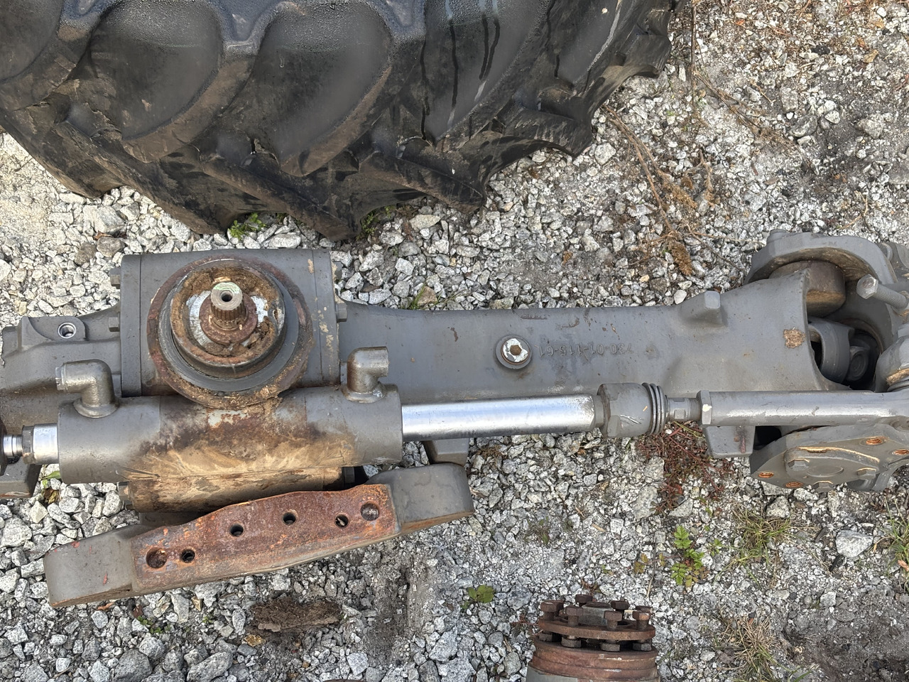 AGCO Massey Ferguson 5710 5711 5712 5713 Obudowa Mostu 7300111561 - Axle and parts for Agricultural machinery: picture 1 AGCO Massey Ferguson 5710 5711 5712 5713 Obudowa Mostu 7300111561 - Axle and parts for Agricultural machinery: picture 1