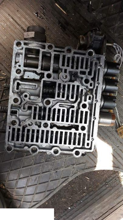 Case Cs Blok Zaworowy Skrzyni Biegów - Gearbox and parts for Agricultural machinery: picture 1 Case Cs Blok Zaworowy Skrzyni Biegów - Gearbox and parts for Agricultural machinery: picture 1