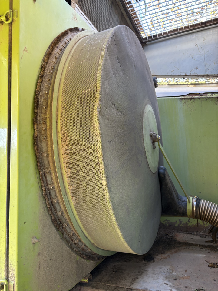 Claas Jaguar 820 840 860 Sprężarka Sanden Do Klimatyzacji 00 0625 994 0 0006259940 - AC compressor for Agricultural machinery: picture 1 Claas Jaguar 820 840 860 Sprężarka Sanden Do Klimatyzacji 00 0625 994 0 0006259940 - AC compressor for Agricultural machinery: picture 1