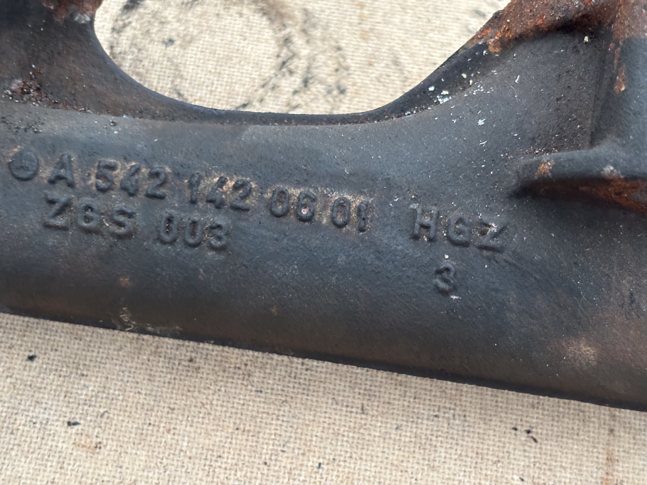 Claas LEXION 780 KOLEKTOR WYDECHOWY 5421420601 - Exhaust pipe for Combine harvester: picture 3 Claas LEXION 780 KOLEKTOR WYDECHOWY 5421420601 - Exhaust pipe for Combine harvester: picture 3