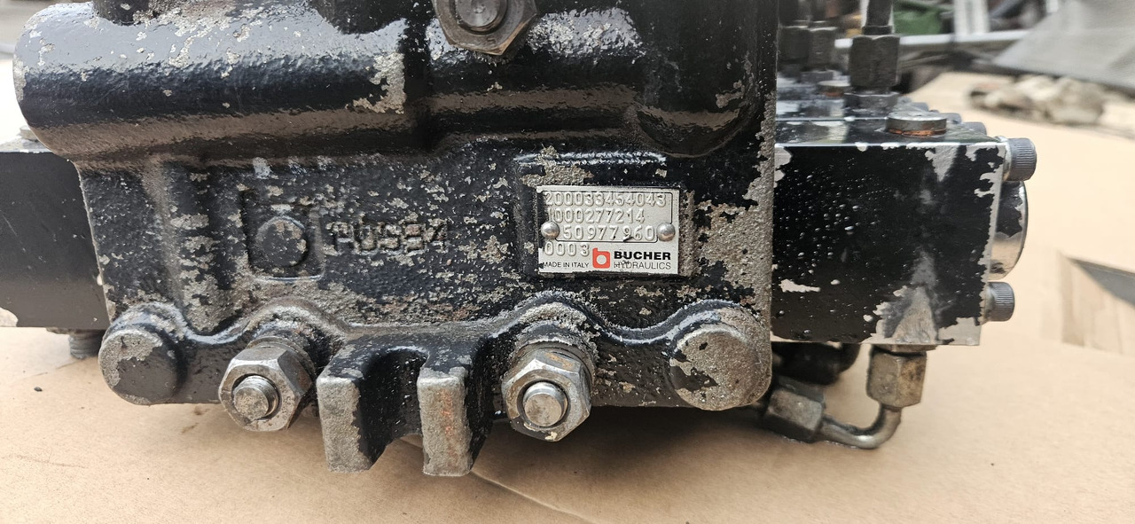 Claas Scorpion Kramer - rozdzielacz hydrauliczny Bucher 1000277214 - Hydraulics for Agricultural machinery: picture 3 Claas Scorpion Kramer - rozdzielacz hydrauliczny Bucher 1000277214 - Hydraulics for Agricultural machinery: picture 3