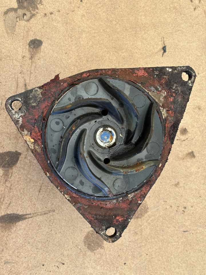 Cummins 6CT 6CT8.3 6C8.3  Pompa Wody - Coolant pump for Agricultural machinery: picture 3 Cummins 6CT 6CT8.3 6C8.3  Pompa Wody - Coolant pump for Agricultural machinery: picture 3