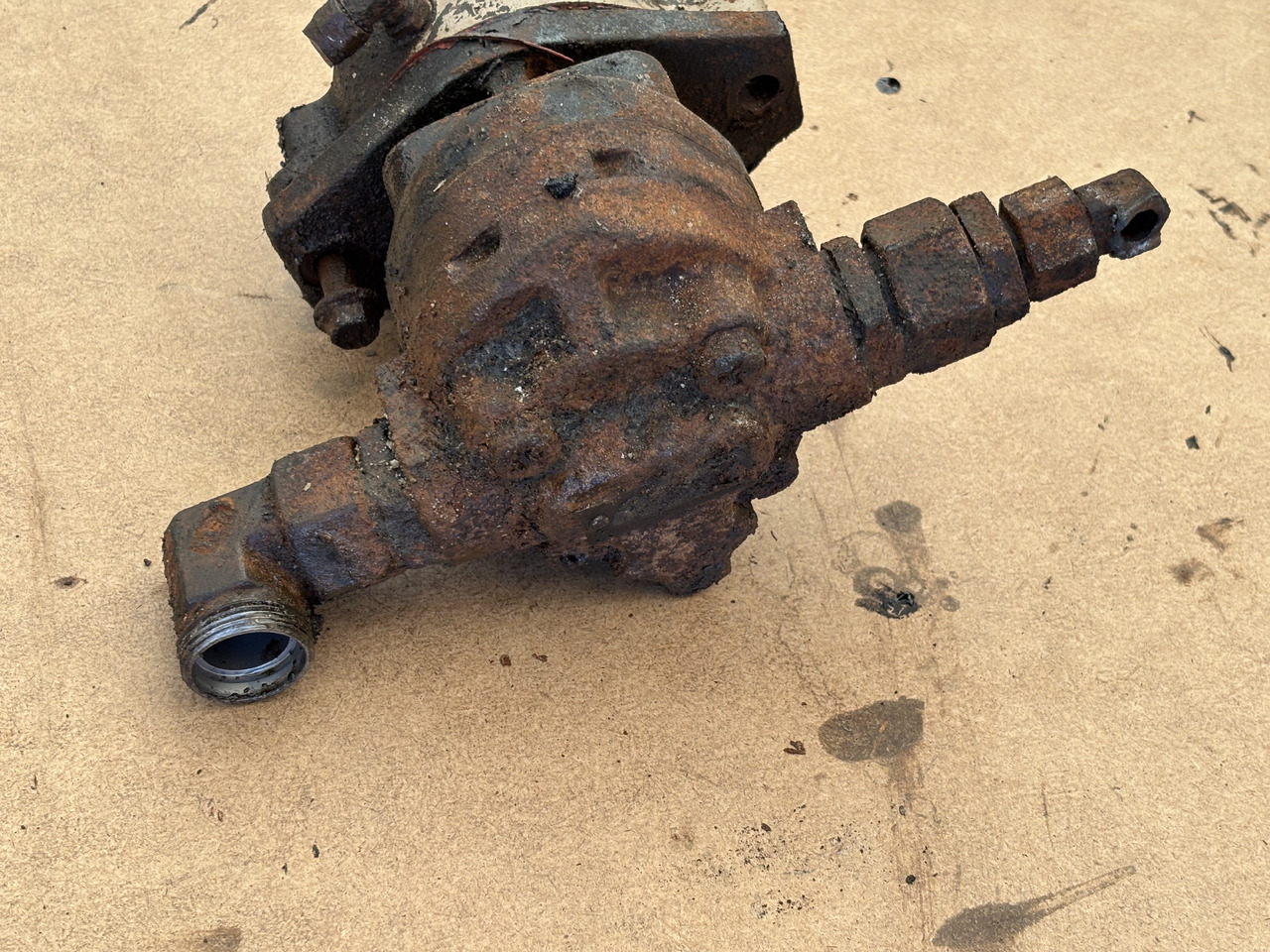 Cummins 8.3 6CT 6CTA 6CTAA Pompa hydrauliczna rozrząd - Hydraulic pump for Agricultural machinery: picture 3 Cummins 8.3 6CT 6CTA 6CTAA Pompa hydrauliczna rozrząd - Hydraulic pump for Agricultural machinery: picture 3