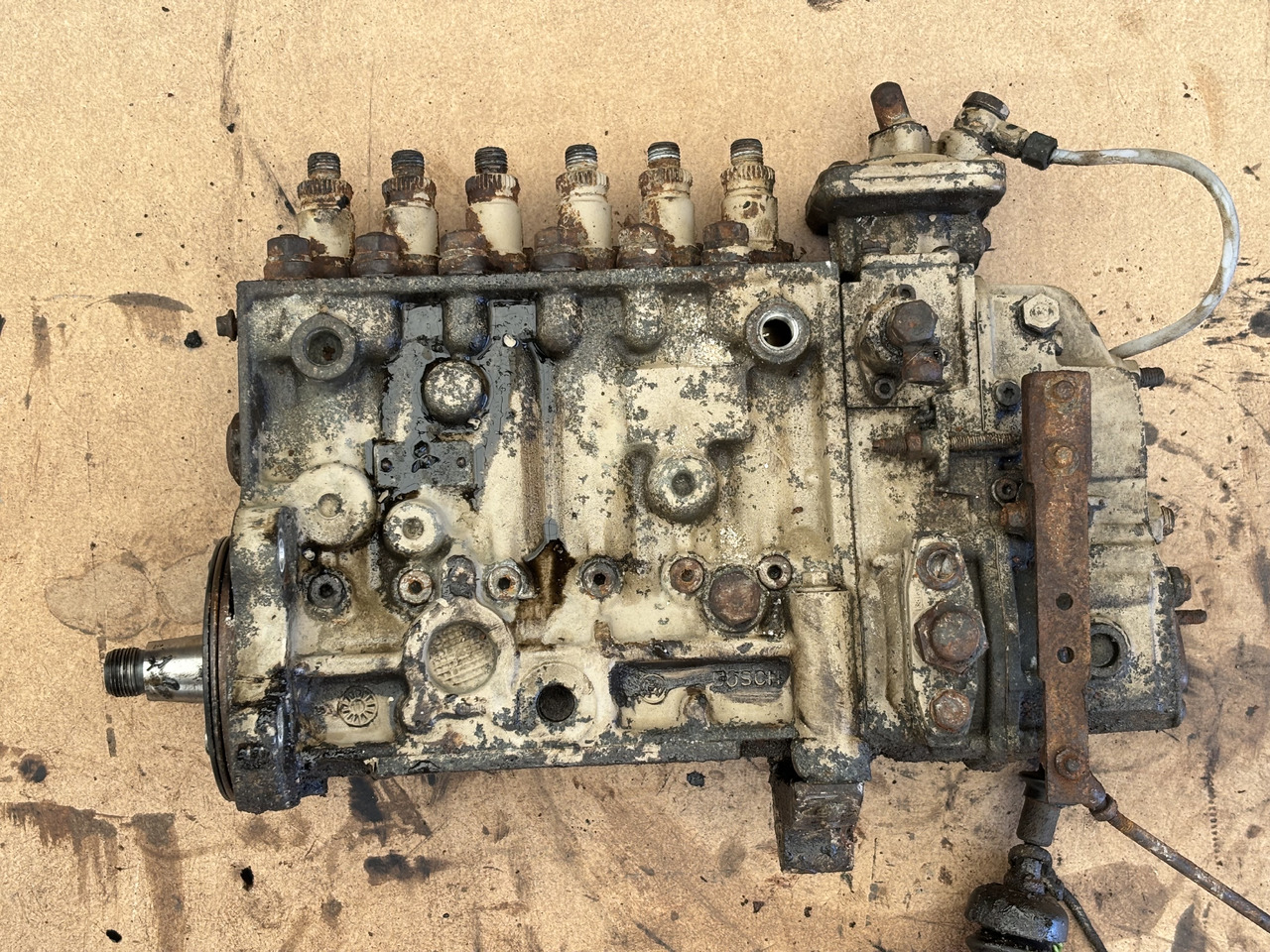 Cummins 8.3 6CT 6CTA 6CTAA Pompa paliwowa kompletna BOSCH 3934780 - Fuel pump: picture 1 Cummins 8.3 6CT 6CTA 6CTAA Pompa paliwowa kompletna BOSCH 3934780 - Fuel pump: picture 1