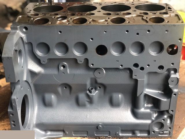 Deutz BF4m2012 - Blok Vylindrów - Cylinder block for Agricultural machinery: picture 5 Deutz BF4m2012 - Blok Vylindrów - Cylinder block for Agricultural machinery: picture 5