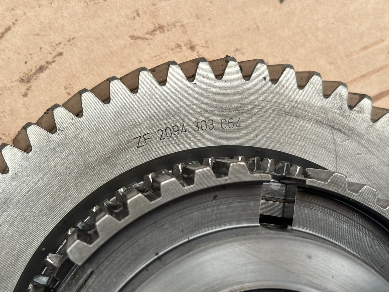 Deutz Fahr Agrotron 230 260 Skrzynia Biegów Synchronizator Tryb Zębatka CZĘŚCI 2094303064 - Gearbox for Agricultural machinery: picture 3 Deutz Fahr Agrotron 230 260 Skrzynia Biegów Synchronizator Tryb Zębatka CZĘŚCI 2094303064 - Gearbox for Agricultural machinery: picture 3