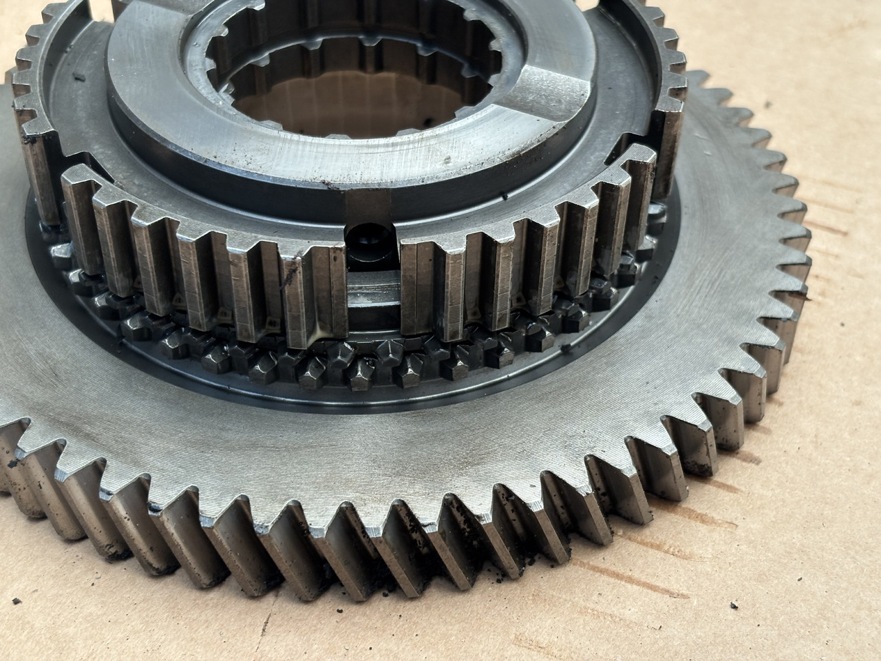 Deutz Fahr Agrotron 230 260 Skrzynia Biegów Synchronizator Tryb Zębatka CZĘŚCI 2094303064 - Gearbox for Agricultural machinery: picture 2 Deutz Fahr Agrotron 230 260 Skrzynia Biegów Synchronizator Tryb Zębatka CZĘŚCI 2094303064 - Gearbox for Agricultural machinery: picture 2