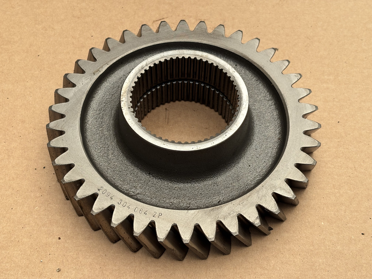 Deutz Fahr Agrotron 230 260 Skrzynia Biegów Tryb Zębatka CZĘŚCI 2094304064 20944040436 - Gearbox for Agricultural machinery: picture 1 Deutz Fahr Agrotron 230 260 Skrzynia Biegów Tryb Zębatka CZĘŚCI 2094304064 20944040436 - Gearbox for Agricultural machinery: picture 1