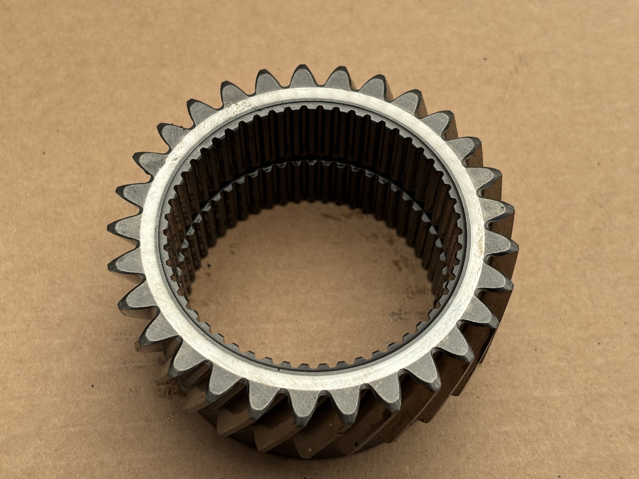 Deutz Fahr Agrotron 230 260 Skrzynia Biegów Tryb Zębatka CZĘŚCI - Gearbox for Agricultural machinery: picture 1 Deutz Fahr Agrotron 230 260 Skrzynia Biegów Tryb Zębatka CZĘŚCI - Gearbox for Agricultural machinery: picture 1