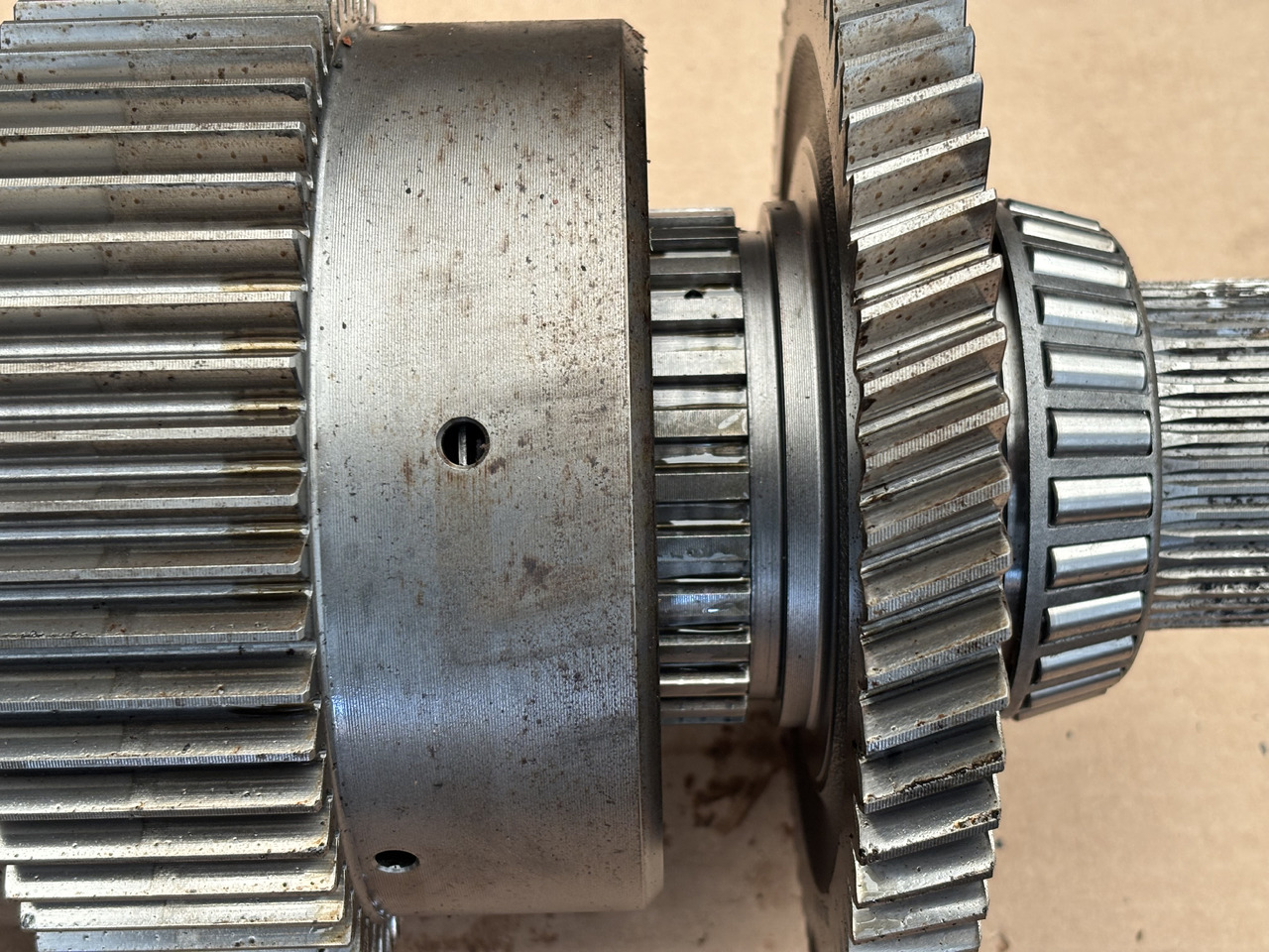 Deutz Fahr Agrotron 230 Skrzynia Biegów Kosz Obudowa Wał Tryb Zębatka Trzpień CZĘŚCI - Gearbox for Agricultural machinery: picture 5 Deutz Fahr Agrotron 230 Skrzynia Biegów Kosz Obudowa Wał Tryb Zębatka Trzpień CZĘŚCI - Gearbox for Agricultural machinery: picture 5