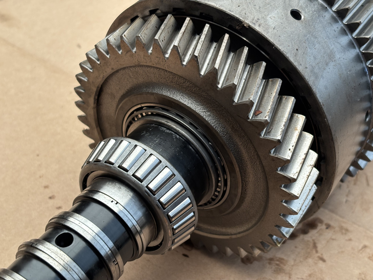 Deutz Fahr Agrotron 230 Skrzynia Biegów Kosz Obudowa Wał Tryb Zębatka Trzpień CZĘŚCI - Gearbox for Agricultural machinery: picture 3 Deutz Fahr Agrotron 230 Skrzynia Biegów Kosz Obudowa Wał Tryb Zębatka Trzpień CZĘŚCI - Gearbox for Agricultural machinery: picture 3